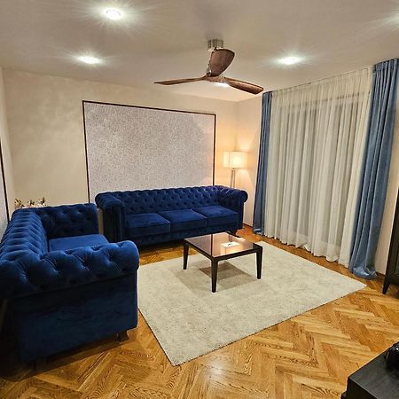 Villa Mater - Luxuriously Equipped Villa With A 15M Long Swimming Pool Zrnovnica Exterior photo